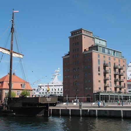 Meerblick, Balkon Und Private Sauna Im Historischen Getreidespeicher Wißmar Esterno foto