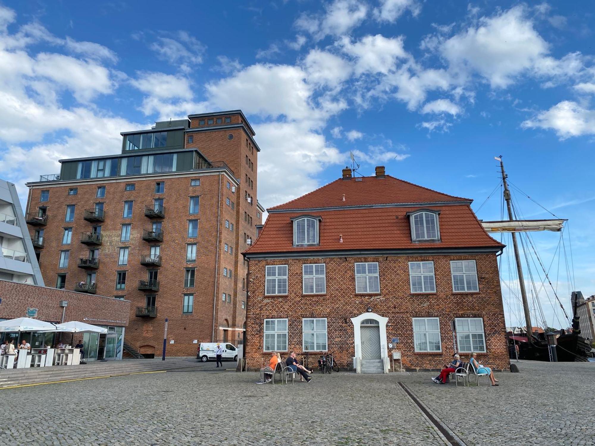 Meerblick, Balkon Und Private Sauna Im Historischen Getreidespeicher Wißmar Esterno foto